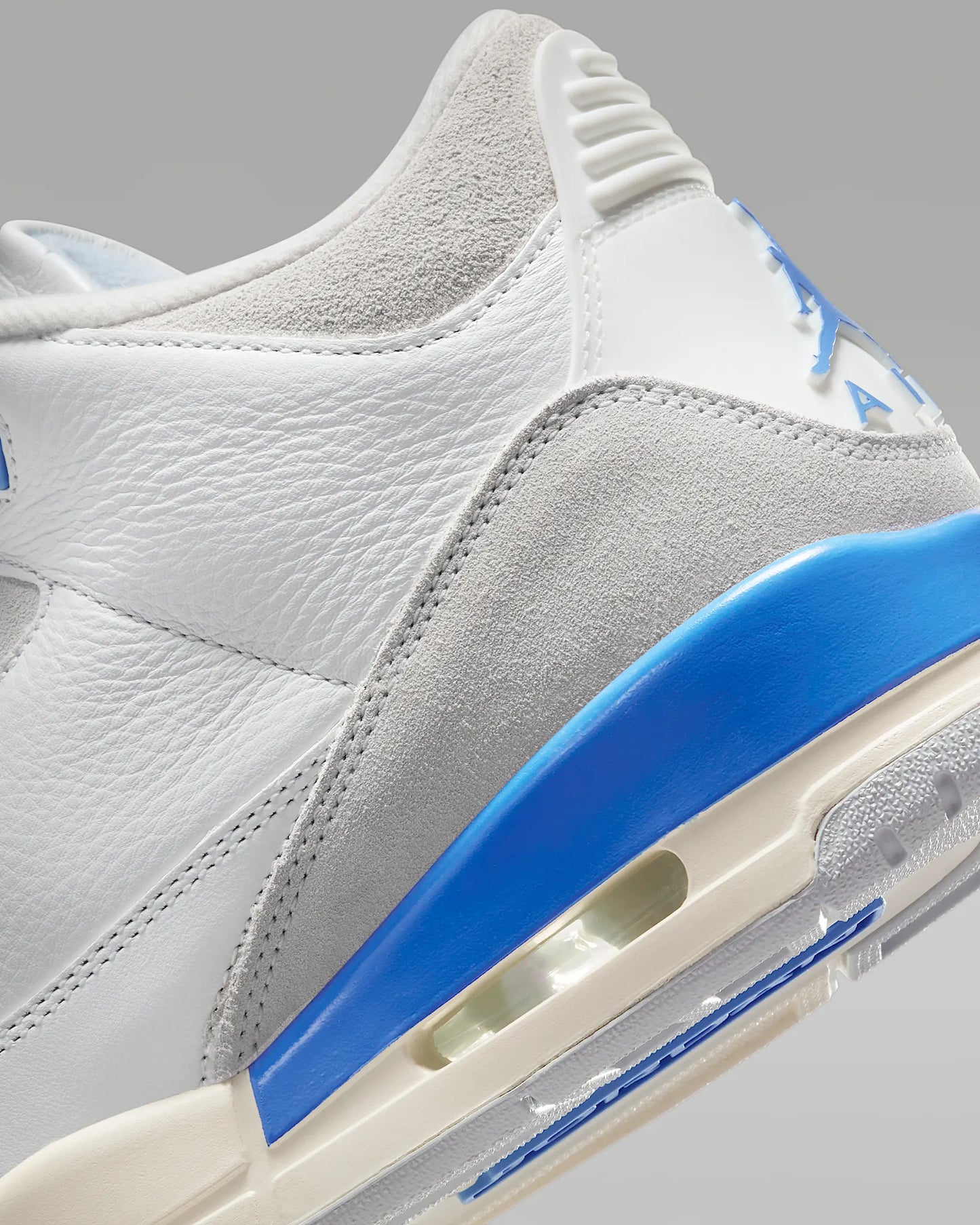 Air Jordan 3 Retro "Lucky Shorts"