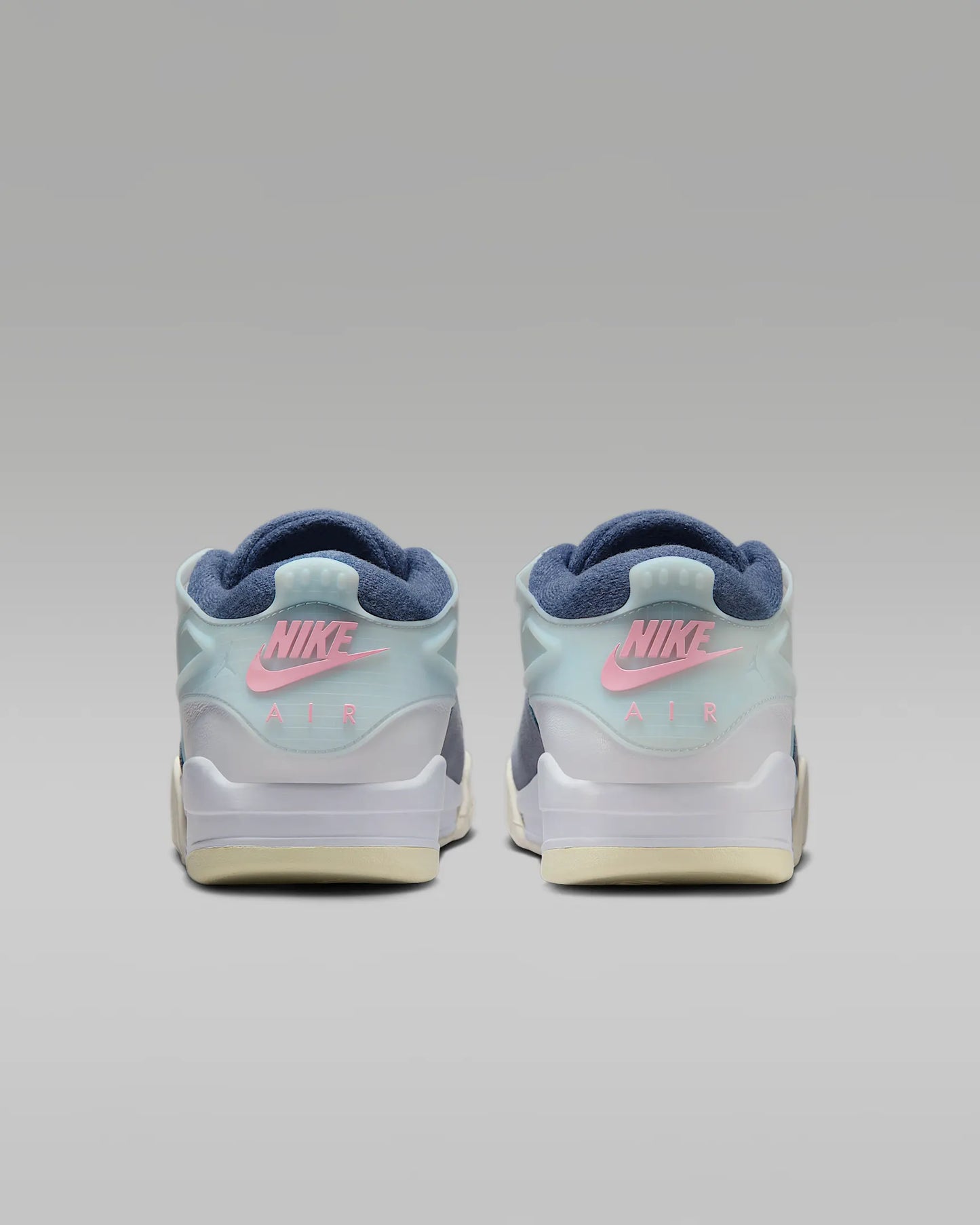 Air Jordan 4 RM